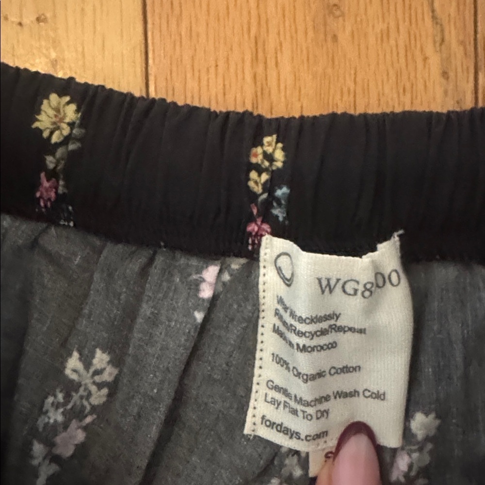 For Days | Black Floral Cotton Poplin Pajama Shorts | With Tie | Size S — image 2 of 3